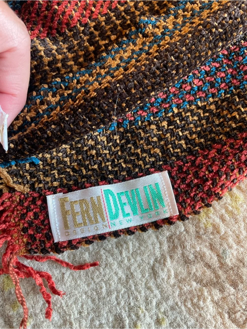 FERN DEVLIN maroon scarf with fringe striped chenelle soft